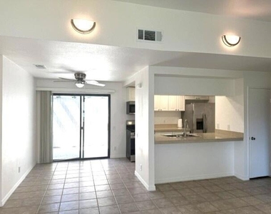 45 Lakeview Circle - Photo Thumbnail 3