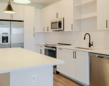3 Westchester Park Drive - Photo Thumbnail 139