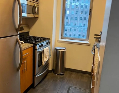 77 Fulton Street - Photo Thumbnail 5