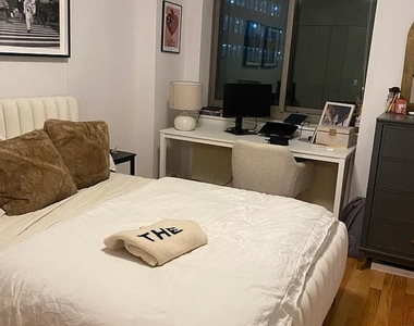 77 Fulton Street - Photo Thumbnail 4