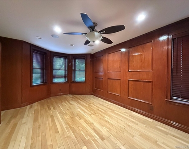 6194 Grove St - Photo Thumbnail 6