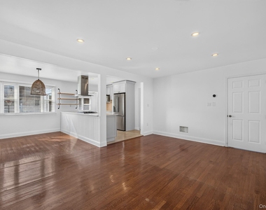 69 Bank Street - Photo Thumbnail 3