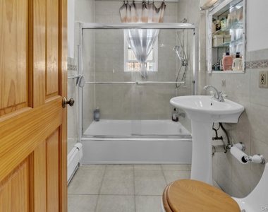 11545 228th Street - Photo Thumbnail 8