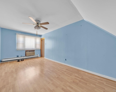 11545 228th Street - Photo Thumbnail 20