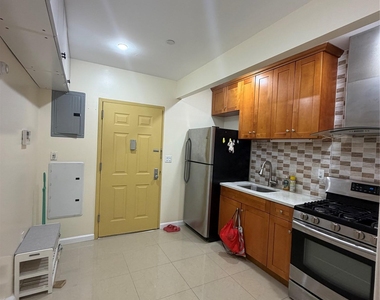 7159 160th Street - Photo Thumbnail 1