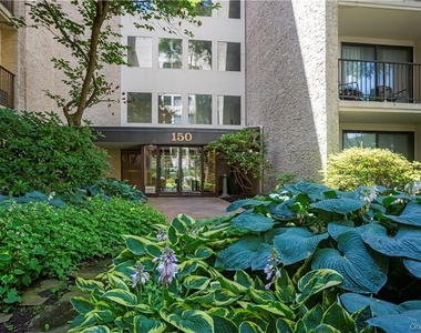 150 Overlook Avenue - Photo Thumbnail 1