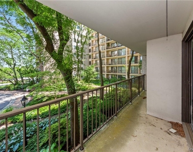 150 Overlook Avenue - Photo Thumbnail 12