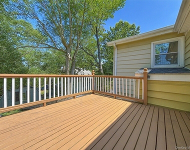 306 Third Road - Photo Thumbnail 11