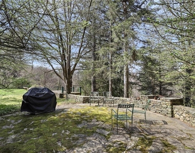 165 Old Post Road - Photo Thumbnail 14