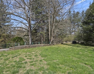165 Old Post Road - Photo Thumbnail 15