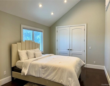 815 S Lake Boulevard - Photo Thumbnail 8