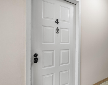 402 Jericho Turnpike - Photo Thumbnail 8
