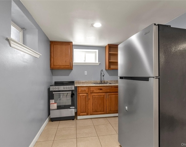 230-03 144th Avenue - Photo Thumbnail 4