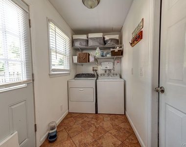 414 2nd Avenue W - Photo Thumbnail 10