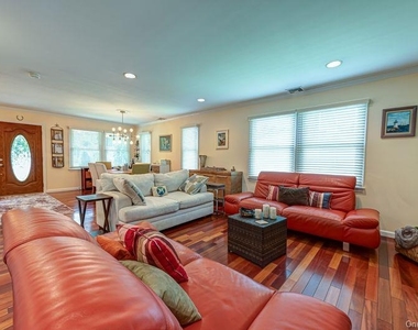 414 2nd Avenue W - Photo Thumbnail 6