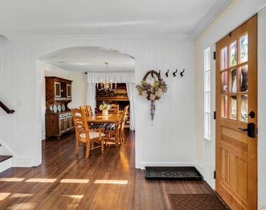 105 Academy Street - Photo Thumbnail 7