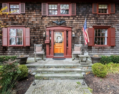 105 Academy Street - Photo Thumbnail 2