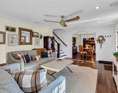 105 Academy Street - Photo Thumbnail 6