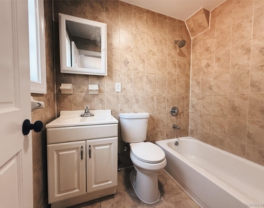 14568 221st Street - Photo Thumbnail 12