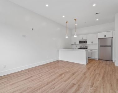 48 North Street - Photo Thumbnail 5