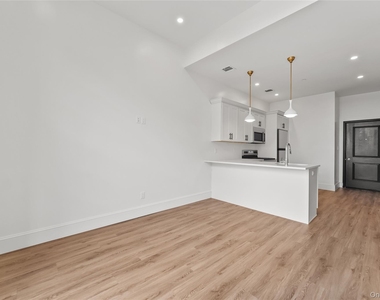 48 North Street - Photo Thumbnail 3