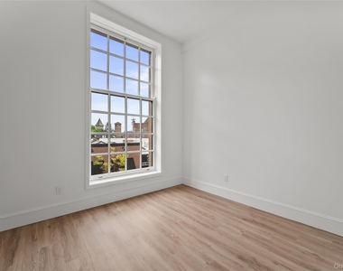 48 North Street - Photo Thumbnail 10