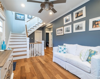 23 Delaware Avenue - Photo Thumbnail 3