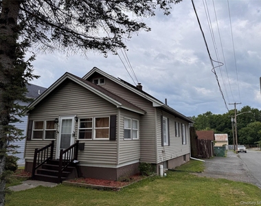 109 Lake Avenue - Photo Thumbnail 1