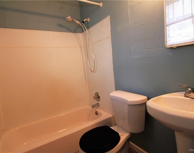 119 High Street - Photo Thumbnail 14