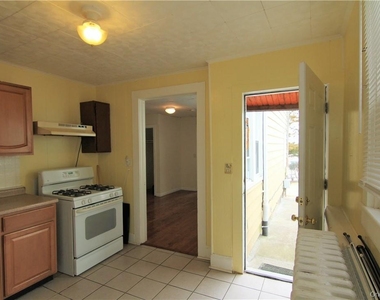 119 High Street - Photo Thumbnail 12