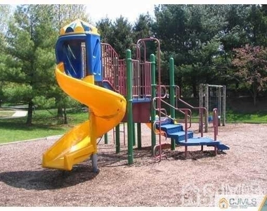 59 Goodwin Drive - Photo Thumbnail 26