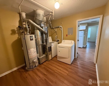 18 Guisborough Way - Photo Thumbnail 7