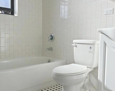 318 E 90th Street - Photo Thumbnail 6