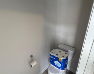 68 Winterplace Drive - Photo Thumbnail 18