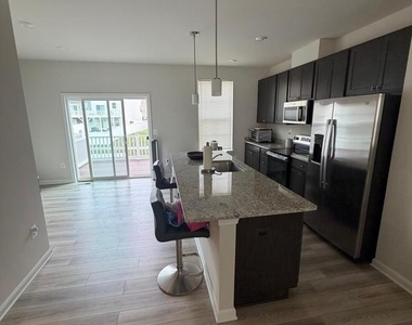 68 Winterplace Drive - Photo Thumbnail 8