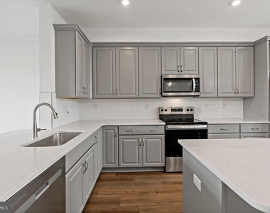 646 Hemsworth Lane - Photo Thumbnail 23