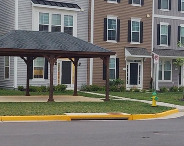 646 Hemsworth Lane - Photo Thumbnail 40