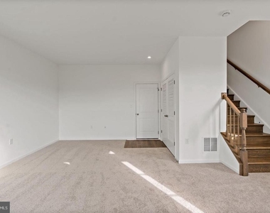 646 Hemsworth Lane - Photo Thumbnail 29