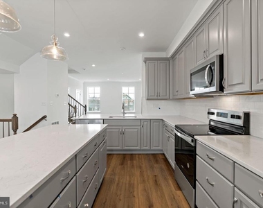 646 Hemsworth Lane - Photo Thumbnail 22