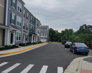 646 Hemsworth Lane - Photo Thumbnail 42