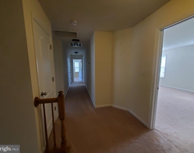 233 Kanter Drive - Photo Thumbnail 29