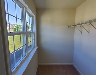 233 Kanter Drive - Photo Thumbnail 27