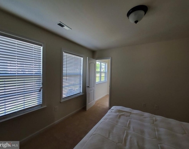 233 Kanter Drive - Photo Thumbnail 28