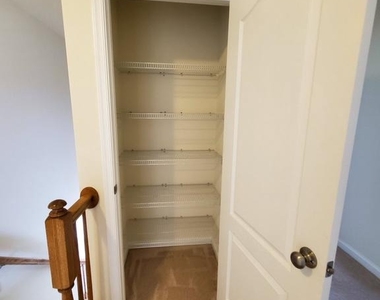 233 Kanter Drive - Photo Thumbnail 33