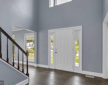 15704 Beau Ridge Drive - Photo Thumbnail 3