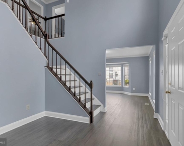15704 Beau Ridge Drive - Photo Thumbnail 4