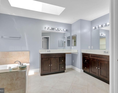 15704 Beau Ridge Drive - Photo Thumbnail 39