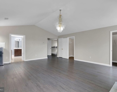 15704 Beau Ridge Drive - Photo Thumbnail 34