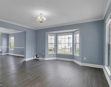 15704 Beau Ridge Drive - Photo Thumbnail 5