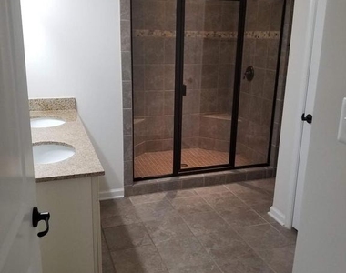 7356 Brunson Circle - Photo Thumbnail 11